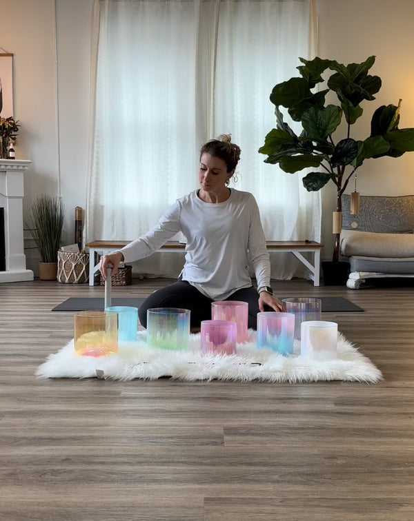 The GLOW 8 Bowl Chakra Set